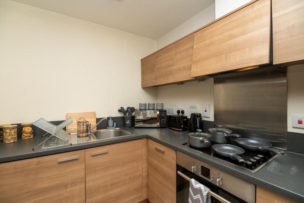 Zenith Hub Apartamento Londres Exterior foto